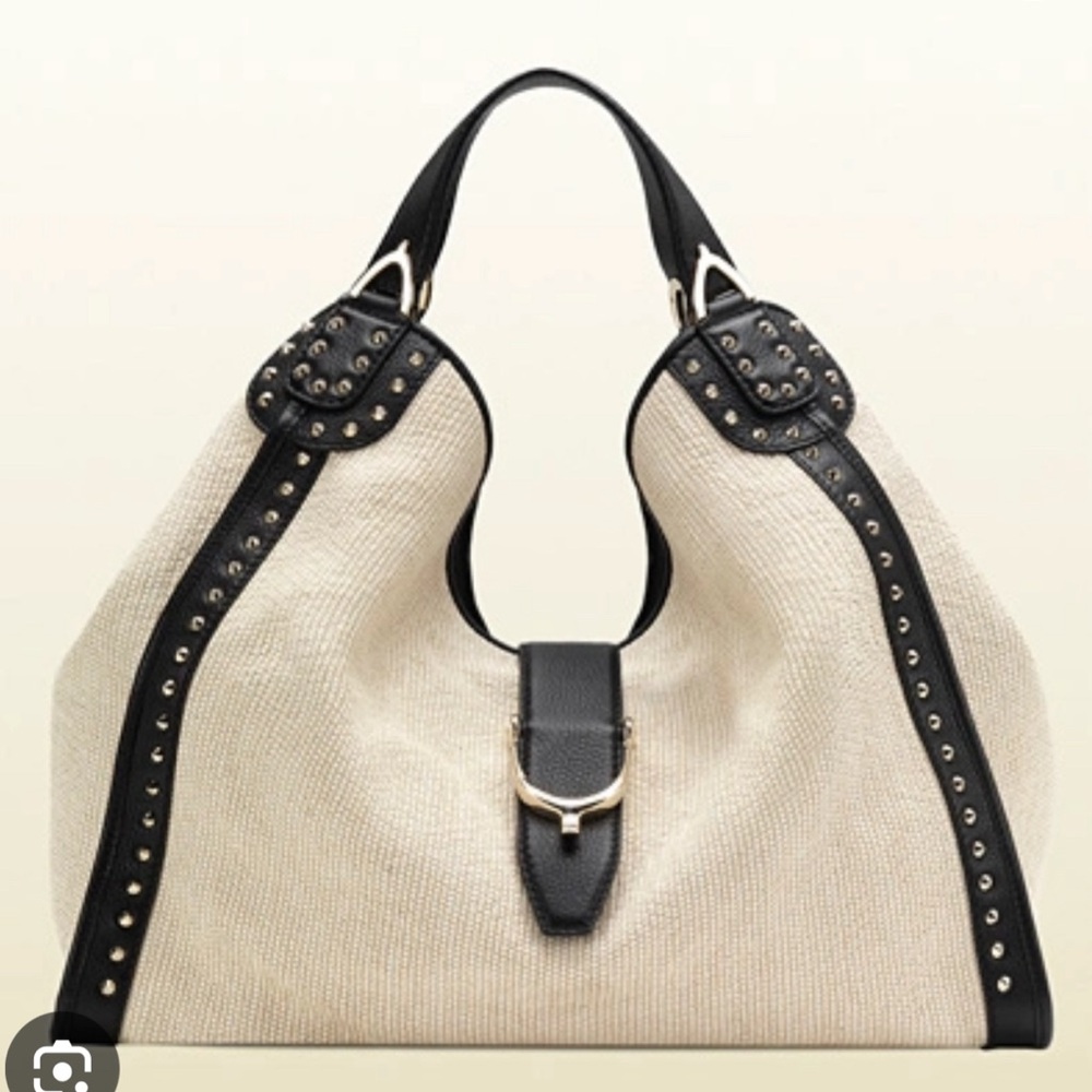 GUCCI Straw Large Soft Stirrup Shoulder Bag White, new without tags